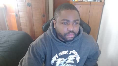 Breadw1nnah online show from December 2024 05:00:01 PM