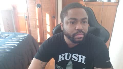 Breadw1nnah online show from January 2025 06:49:01 PM