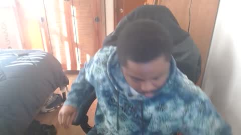 Breadw1nnah online show from January 2025 06:08:02 PM