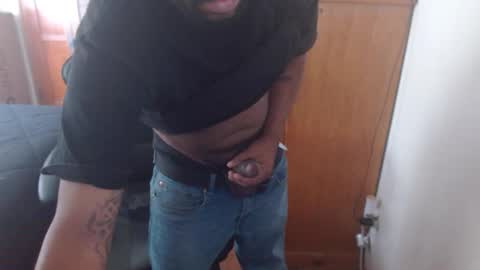 Breadw1nnah online show from September 2025 09:28:02 PM