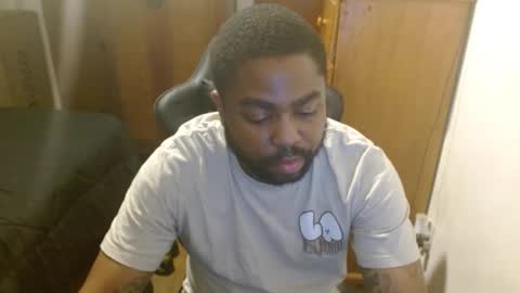 Breadw1nnah online show from September 2025 03:41:02 AM