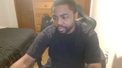 Breadw1nnah online show from October 2025 07:10:02 AM