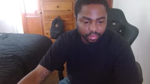 Breadw1nnah online show from October 2025 07:47:02 PM