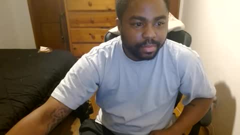 Breadw1nnah online show from November 2025 05:07:02 AM