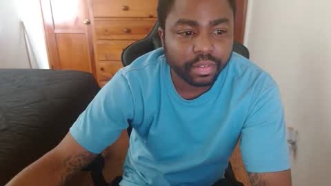 Breadw1nnah online show from November 2025 09:02:02 PM