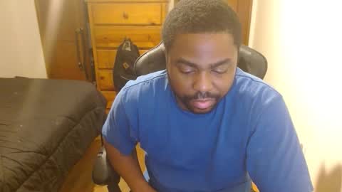 Breadw1nnah online show from November 2025 09:10:02 AM