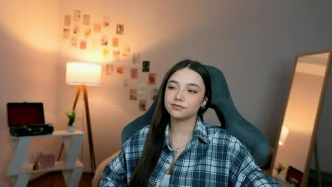 Rachel online show from April 2026 07:58:01 PM