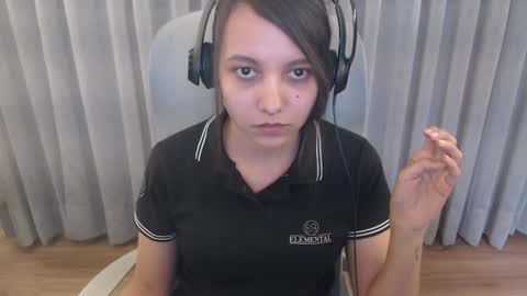 Snapshot of breakfastwithtiffanys chatting on October 2025 08:33:02 PM breakfastwithtiffanys online show from October 2025 08:33:02 PM