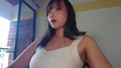 Snapshot of breakfastwithtiffanys chatting on November 2025 03:23:02 PM breakfastwithtiffanys online show from November 2025 03:23:02 PM