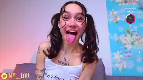 Snapshot of breeding_material chatting on November 2025 03:22:01 PM Ashley Dolce and Lou online show from November 2025 03:22:01 PM