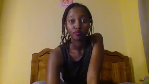 breelia online show from December 2025 03:24:01 AM