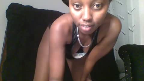 breelia online show from June 2026 07:12:02 PM