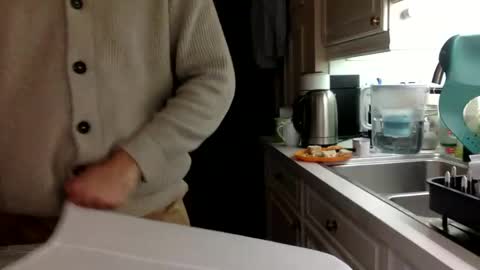 Snapshot of breilaxy chatting on November 2025 08:44:01 PM breilaxy online show from November 2025 08:44:01 PM