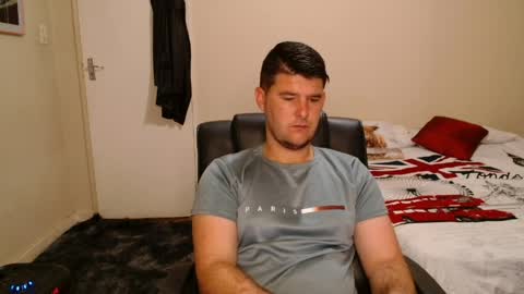 ask me lol online show from April 2026 03:33:02 AM