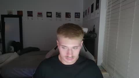 Snapshot of brentbarbasol chatting on November 2025 04:33:02 AM BrentBarbasol online show from November 2025 04:33:02 AM