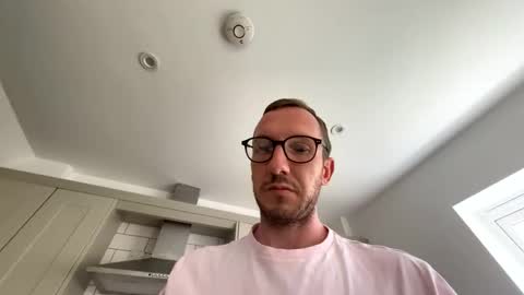 brettbigdee online show from May 2026 10:36:01 AM