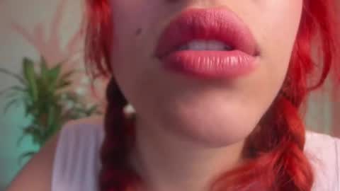 Snapshot of bri_von_dhara_ chatting on October 2025 04:17:02 PM Bri online show from October 2025 04:17:02 PM