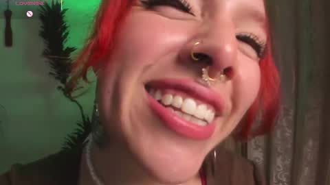 Snapshot of bri_von_dhara_ chatting on October 2025 07:48:01 PM Bri online show from October 2025 07:48:01 PM