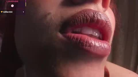 Snapshot of bri_von_dhara_ chatting on November 2025 12:26:01 PM Bri online show from November 2025 12:26:01 PM