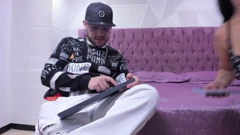 Snapshot of brian_chiki chatting on December 2024 11:39:01 PM Brian Chiki online show from December 2024 11:39:01 PM