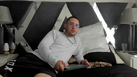 Snapshot of brian_chiki chatting on March 2025 02:12:01 PM Brian Chiki online show from March 2025 02:12:01 PM