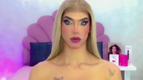 BRIANA online show from April 2026 02:11:01 PM