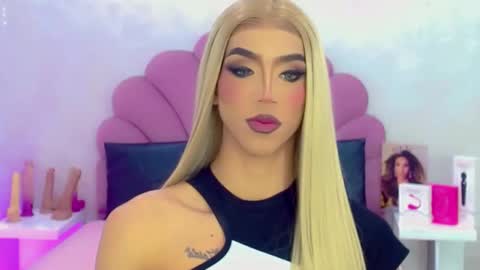 BRIANA online show from April 2026 04:02:02 AM