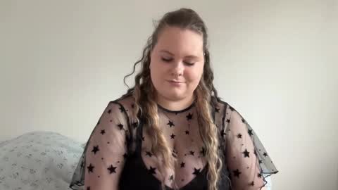 Brianna online show from November 2025 01:32:01 PM