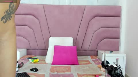 Snapshot of brianrossex chatting on November 2025 03:42:02 AM BRIANROSS online show from November 2025 03:42:02 AM