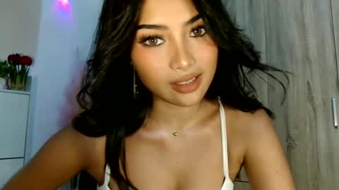 Bridgets room online show from April 2026 07:05:02 PM