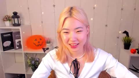 Snapshot of bridgetbottrel chatting on October 2025 06:04:01 AM Bridget online show from October 2025 06:04:01 AM