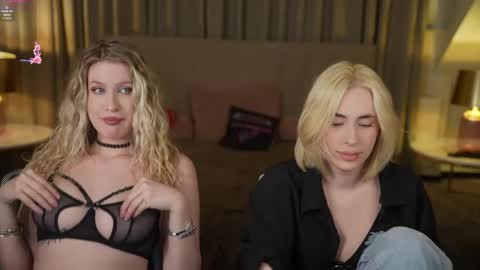 Diamonds Girls online show from April 2026 07:01:02 PM