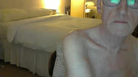 Snapshot of brightonbeach75499 chatting on March 2026 10:38:01 PM brightonbeach75499 online show from March 2026 10:38:01 PM