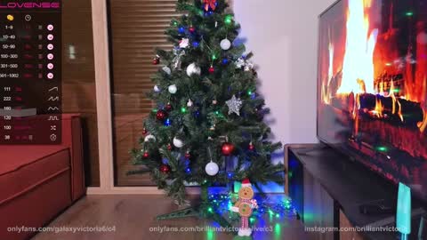 Snapshot of brilliantvictoria chatting on December 2024 02:05:02 PM Vi. online show from December 2024 02:05:02 PM