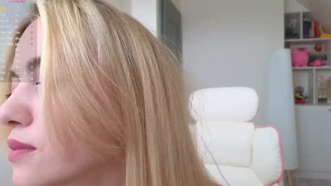 Snapshot of brilliantvictoria chatting on February 2025 11:38:02 AM Vi. online show from February 2025 11:38:02 AM