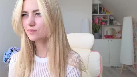 Snapshot of brilliantvictoria chatting on February 2025 10:44:02 AM Vi. online show from February 2025 10:44:02 AM