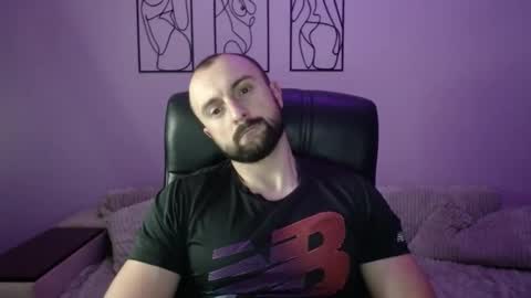 brindlefly69 online show from November 2025 11:43:02 AM