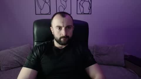 brindlefly69 online show from April 2026 10:46:01 AM