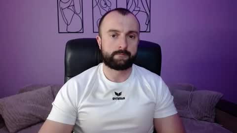 brindlefly69 online show from April 2026 10:26:01 AM