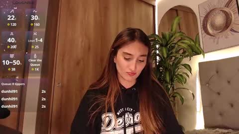  B R I N N A   online show from February 2025 12:09:01 AM