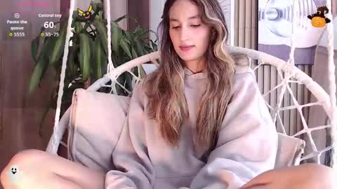  B R I N N A   online show from September 2025 06:10:01 PM