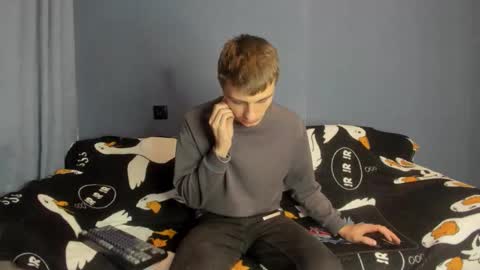 bristlebback online show from October 2025 06:20:01 PM