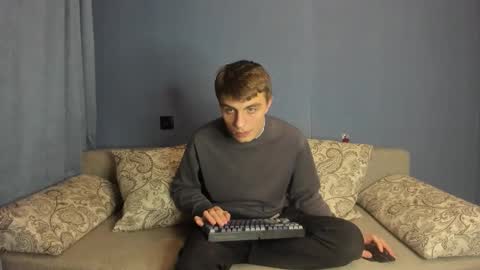 bristlebback online show from November 2025 04:29:01 PM