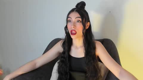 britany lenox online show from November 2025 11:07:02 PM