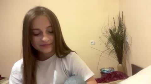 Snapshot of britanysuther chatting on July 2026 05:17:02 PM Ciri online show from July 2026 05:17:02 PM