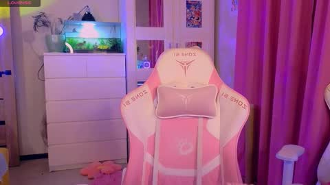 Britney online show from November 2025 09:28:01 PM