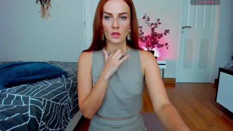 britneyhall online show from February 2025 08:06:02 AM