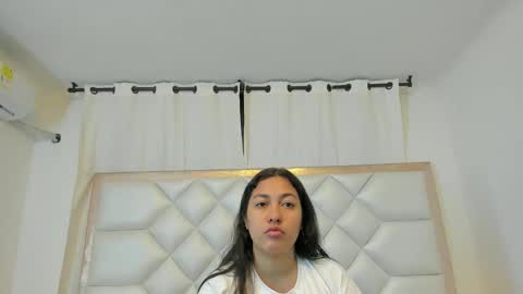 Brittany  online show from February 2026 07:01:02 PM