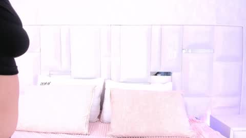 brittany_muse online show from June 2026 12:44:02 PM