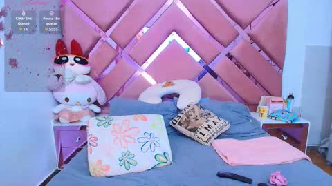 Snapshot of brittanyboa chatting on November 2025 11:27:01 PM Brittany Boa online show from November 2025 11:27:01 PM